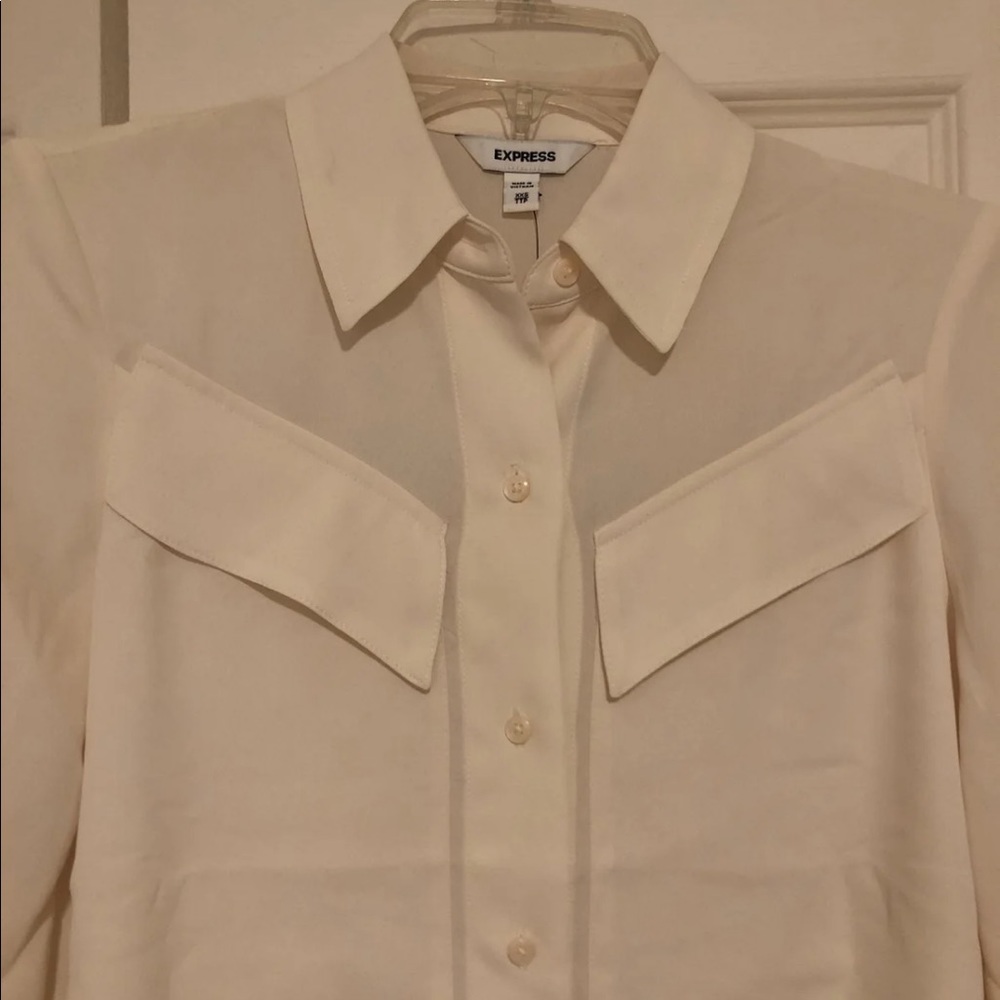 Express button down blouse - Picture 2 of 3